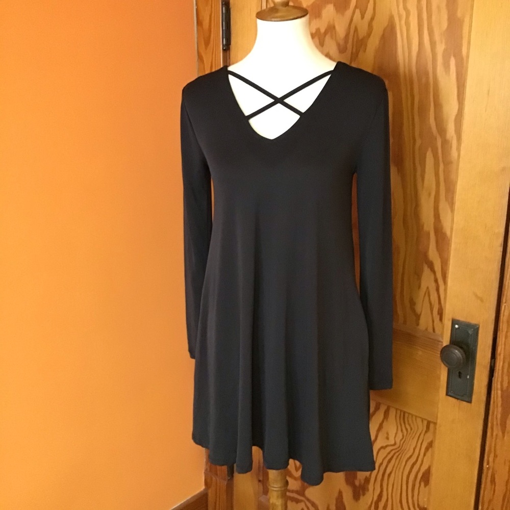 SOLD Gothic Alya flowy trendy black tunic - Picture 3 of 7